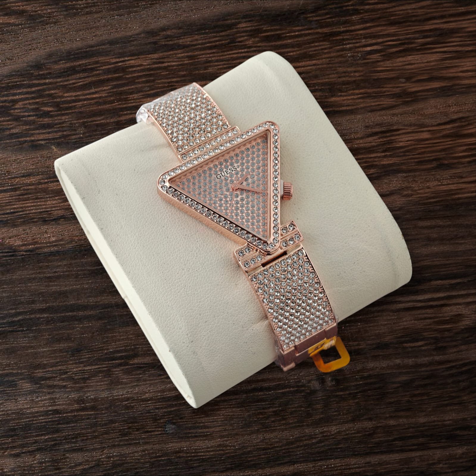 Guess Wrist Watch for Her - Image 4
