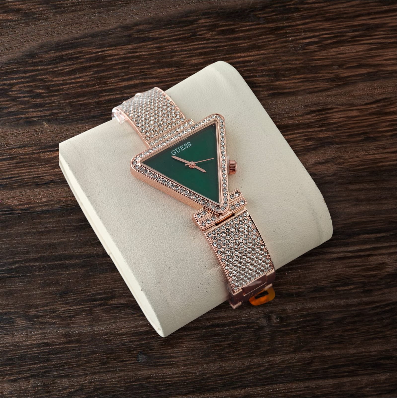 Guess Wrist Watch for Her - Image 8