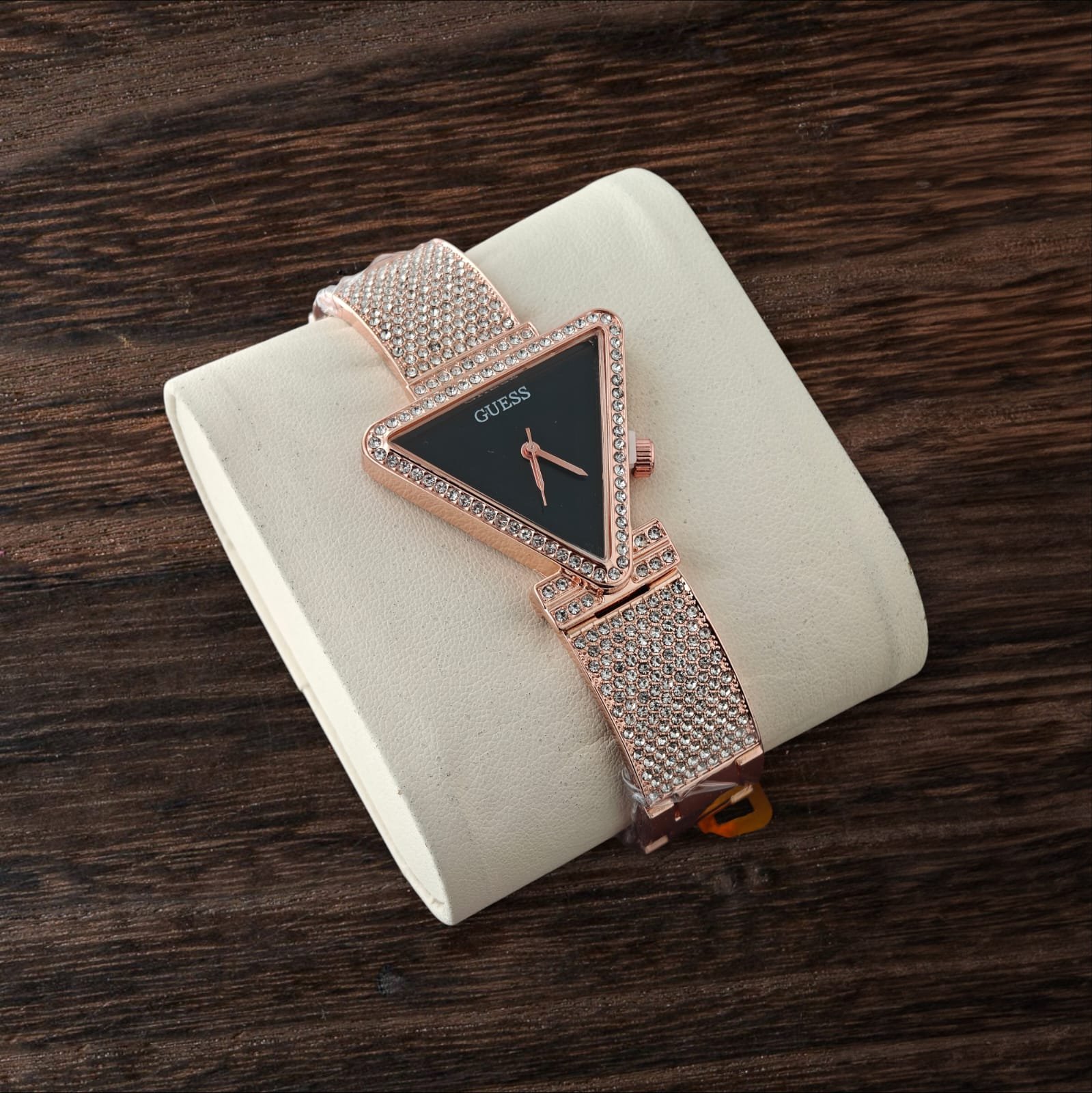 Guess Wrist Watch for Her - Image 5