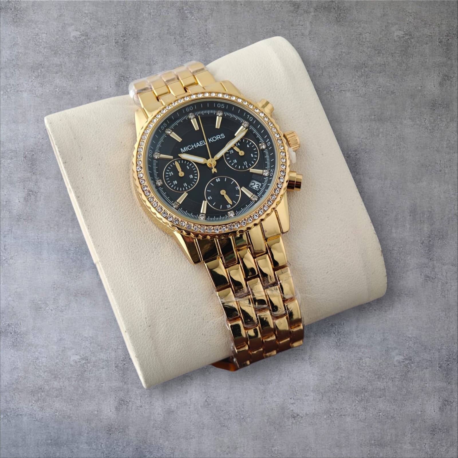 MK Ladies Wrist Watch - Image 2